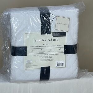 White Quilt Set